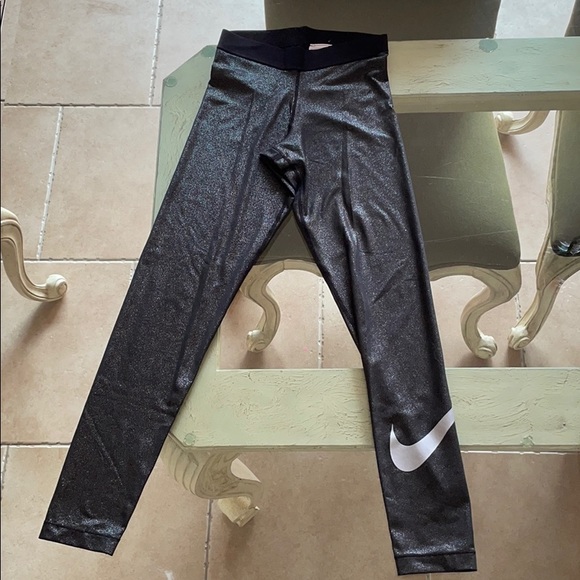 Nike Pro Leggings (Size Small) - Picture 1 of 4